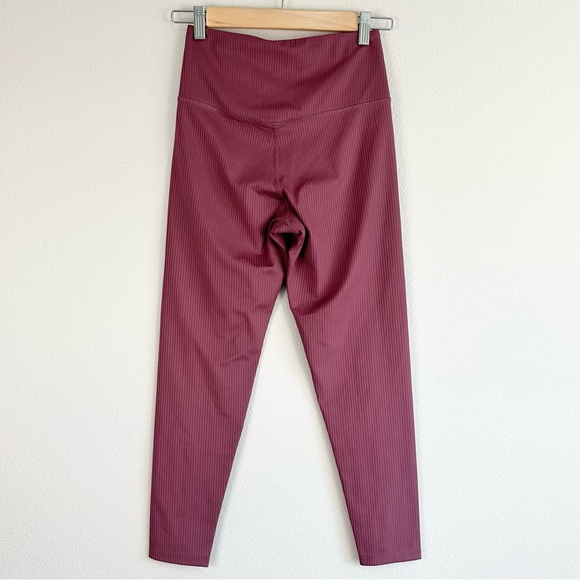 Girlfriend Collective RIB High-Rise Legging in Goji Small - Picture 4 of 6